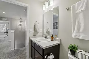 432 Crusader Pt, Waunakee, WI 53597 - Photo 15