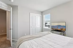 432 Crusader Pt, Waunakee, WI 53597 - Photo 19