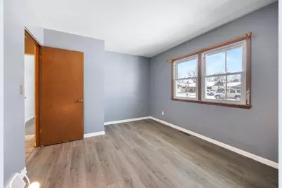 1993 Meadow Drive, Beloit, WI 53511 - Photo 23