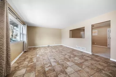 1993 Meadow Drive, Beloit, WI 53511 - Photo 9