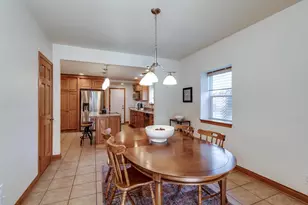 345 Kensington Dr, Madison, WI 53704 - Photo 15