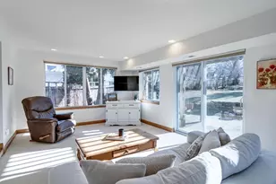 345 Kensington Dr, Madison, WI 53704 - Photo 11