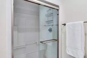 345 Kensington Dr, Madison, WI 53704 - Photo 39