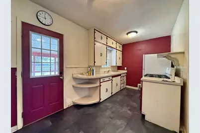 533 Bostwick Avenue, Janesville, WI 53545 - Photo 7