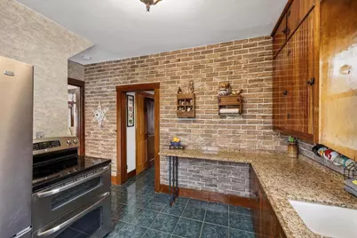 218 E Pleasant Street, Portage, WI 53901 - Photo 11