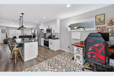 2419 Wildcat Drive, Fitchburg, WI 53711 - Photo 9