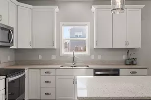 108 Drumlin Cir, Oregon, WI 53575 - Photo 17