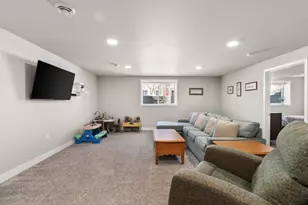 108 Drumlin Cir, Oregon, WI 53575 - Photo 29