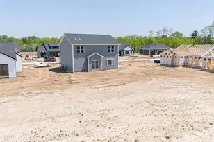 3805 N Woodbury Ln, Janesville, WI 53545 - Photo 7