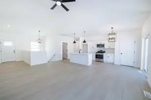 3740 N Woodbury Ln, Janesville, WI 53545 - Photo 5