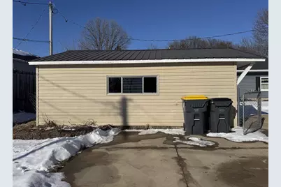 2207 12th Avenue, Monroe, WI 53566 - Photo 7