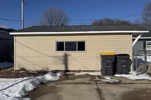 2207 12th Ave, Monroe, WI 53566 - Photo 7