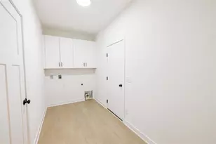 3821 N Woodbury Ln, Janesville, WI 53545 - Photo 13