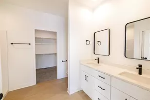 3821 N Woodbury Ln, Janesville, WI 53545 - Photo 11