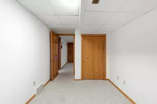 201 S Kenosha Dr, Madison, WI 53705 - Photo 51