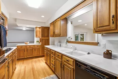 201 S Kenosha Drive, Madison, WI 53705 - Photo 13