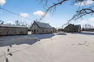 2429 Center Ave, Janesville, WI 53546 - Photo 37