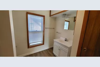 104 - 104 1/2 Mechanic Street, Edgerton, WI 53534 - Photo 17