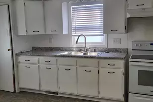 104 - 104 1/2 Mechanic St, Edgerton, WI 53534 - Photo 3