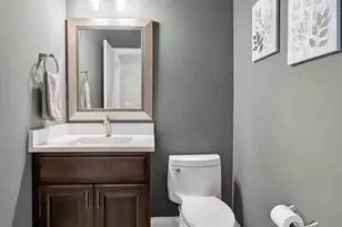 810 Lynn St, Waunakee, WI 53597 - Photo 31