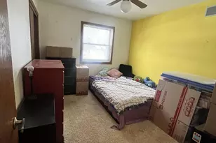 5026 Piccadilly Dr, Madison, WI 53714 - Photo 9