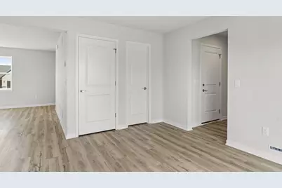 244 Hawks View Drive #05, Edgerton, WI 53534 - Photo 17