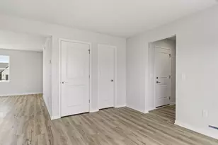 244 Hawks View Dr, Edgerton, WI 53534 - Photo 17