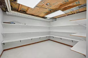 2610 Green Ridge Dr, Madison, WI 53704 - Photo 67