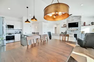 4147 Fox Frst Wy, DeForest, WI 53532 - Photo 9