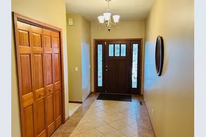 306 Lindsay Way, Cottage Grove, WI 53527 - Photo 3