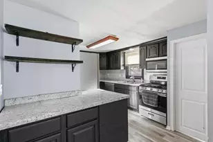 410 E Howard St, Portage, WI 53901 - Photo 7