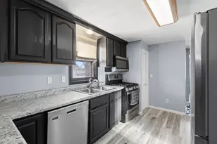 410 E Howard St, Portage, WI 53901 - Photo 11