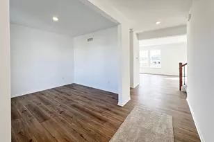 106 O'brien Ct, Columbus, WI 53925 - Photo 3