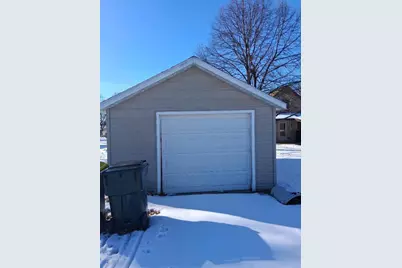 618 N Wacouta Avenue, Prairie Du Chien, WI 53821 - Photo 5