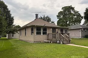 618 N Wacouta Ave, Prairie Du Chien, WI 53821 - Photo 3