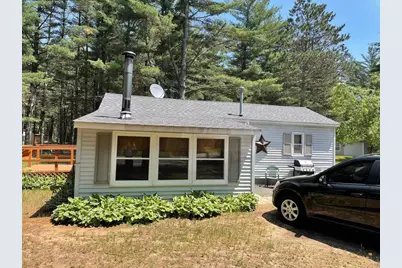 932 10th Avenue, Hancock, WI 54943 - Photo 1