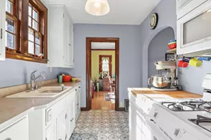 2215 Regent St, Madison, WI 53726 - Photo 15