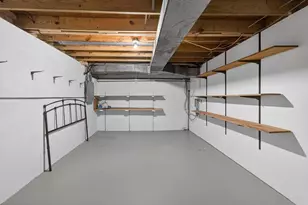 5926 Forest Ln, Fitchburg, WI 53711 - Photo 31