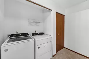 5926 Forest Ln, Fitchburg, WI 53711 - Photo 27