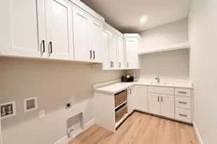 1203 Moll Dr, Waunakee, WI 53597 - Photo 23