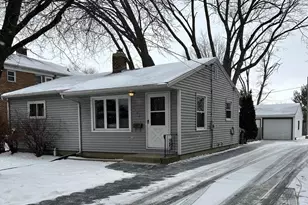 2122 E Johnson St, Madison, WI 53704 - Photo 1