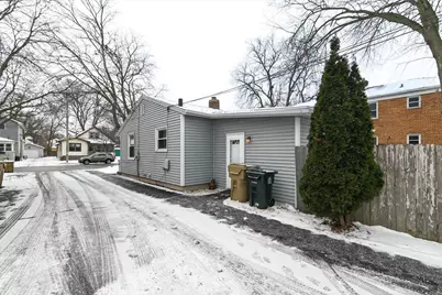 2122 E Johnson Street, Madison, WI 53704 - Photo 7