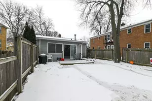 2122 E Johnson St, Madison, WI 53704 - Photo 13