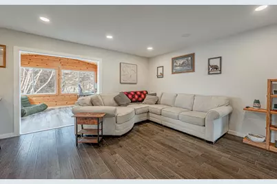 410 4th Avenue, New Glarus, WI 53574 - Photo 9