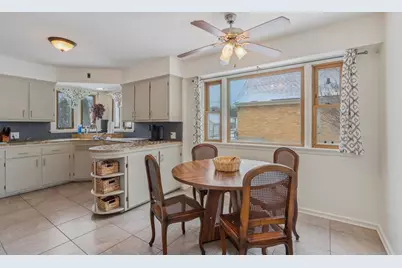 3040 N 83rd Street, Milwaukee, WI 53222 - Photo 9