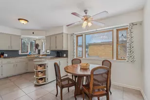 3040 N 83rd St, Milwaukee, WI 53222 - Photo 9