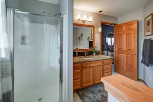 374 N Heatherstone Dr, Sun Prairie, WI 53590 - Photo 55