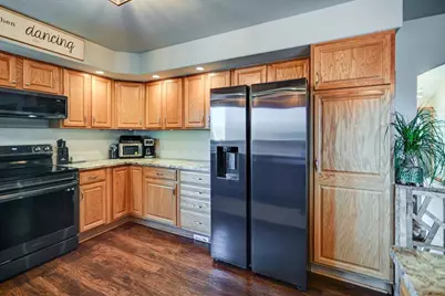 374 N Heatherstone Drive, Sun Prairie, WI 53590 - Photo 25