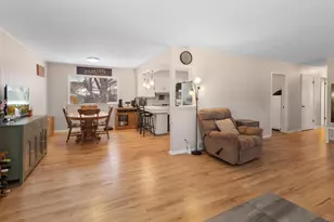 3748 Fairview Dr, Madison, WI 53704 - Photo 25