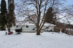 3748 Fairview Dr, Madison, WI 53704 - Photo 39